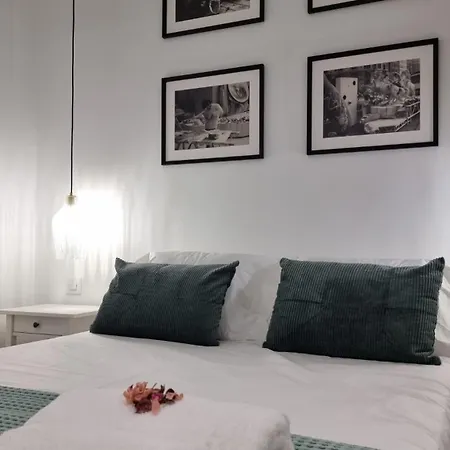Romantic Apartment In The Heart Of Cabanyal Valencia Exterior photo