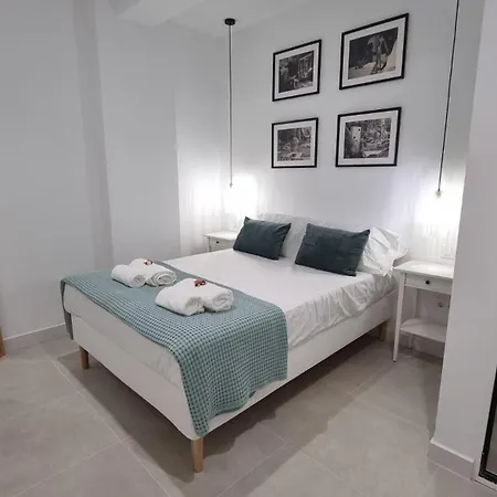 Romantic Apartment In The Heart Of Cabanyal Valencia Exterior photo